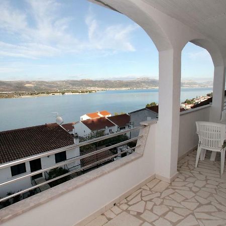 Apartments Maja - Sea View Trogir Ngoại thất bức ảnh