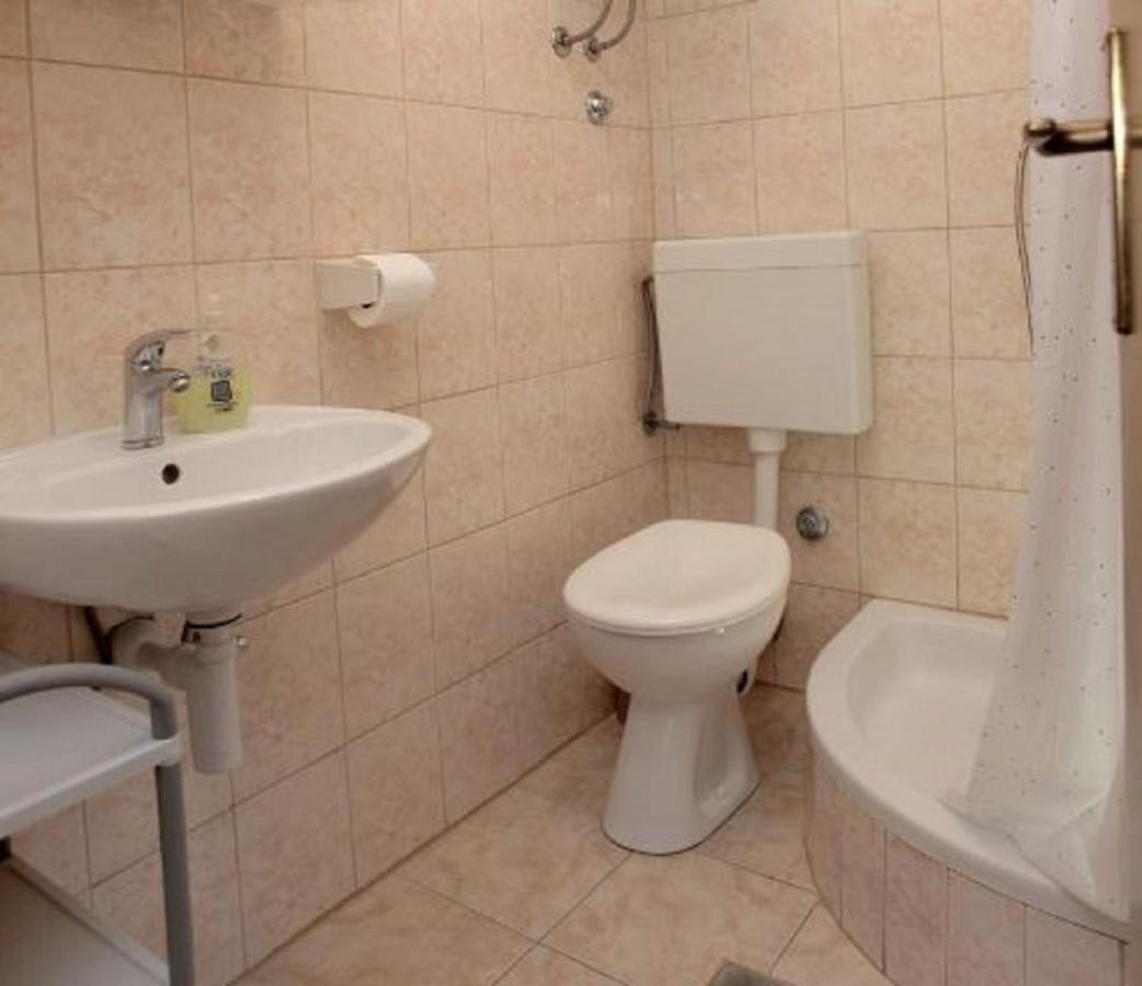 Apartments Maja - Sea View Trogir Ngoại thất bức ảnh