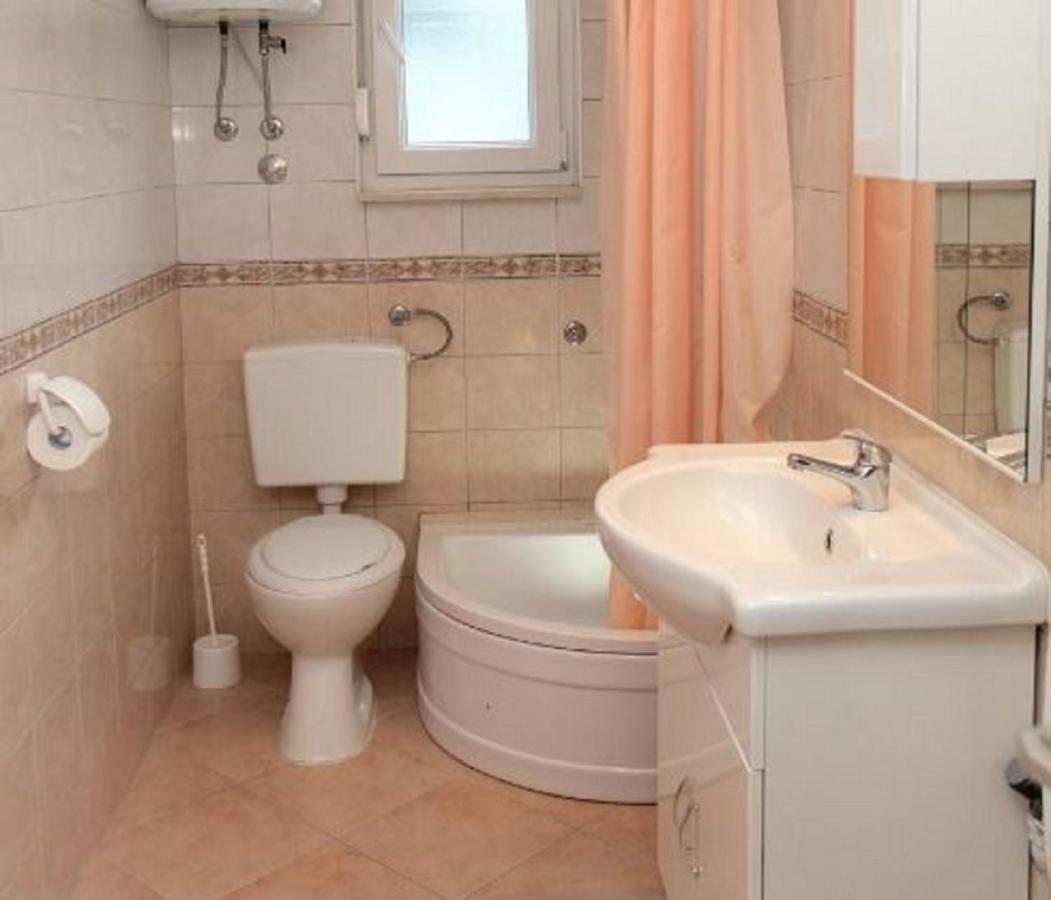 Apartments Maja - Sea View Trogir Ngoại thất bức ảnh