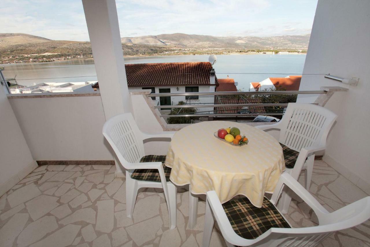 Apartments Maja - Sea View Trogir Ngoại thất bức ảnh