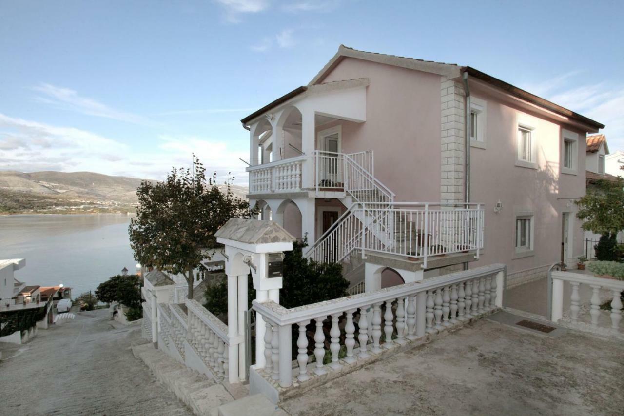 Apartments Maja - Sea View Trogir Ngoại thất bức ảnh
