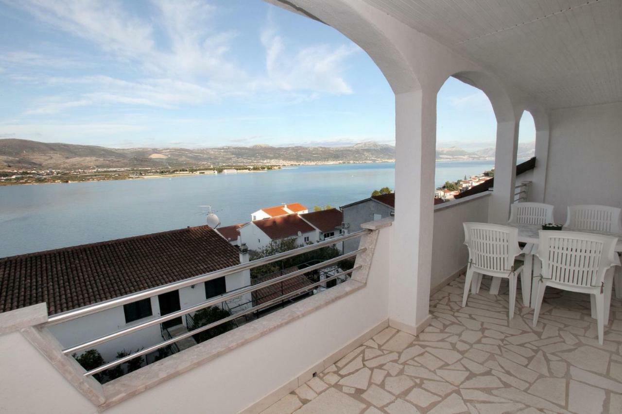 Apartments Maja - Sea View Trogir Ngoại thất bức ảnh