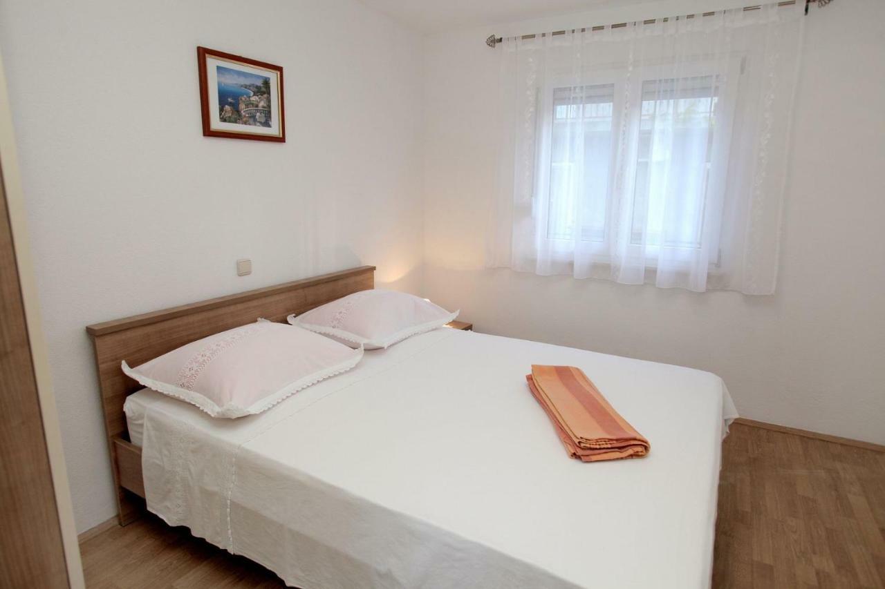 Apartments Maja - Sea View Trogir Ngoại thất bức ảnh